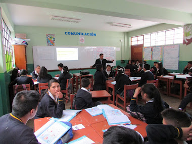 Alumnos de la IEE JEC "Huayna Capac" de Huacrachuco