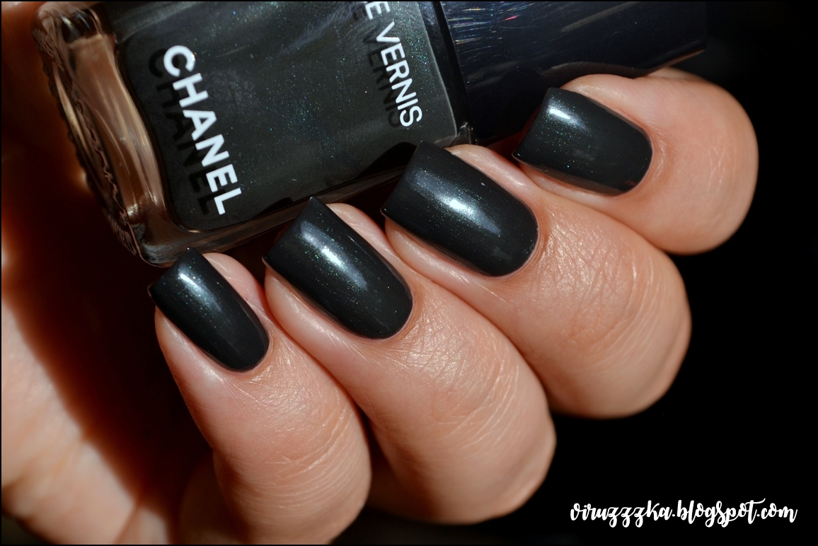 CHANEL Le Vernis 558 Sargasso. Review & Swatches CHANEL Le Vernis 558 Sargasso. Review & Swatches