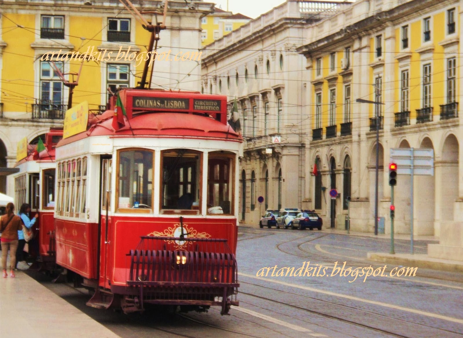 Lisboa... a capital de Portugal. A mais antiga cidade da Europa Ocidental, e uma das mais antigas cidades do mundo. / Lisbon... Portugal's capital. The oldest city in Western Europe and one of the oldest cities in the world.