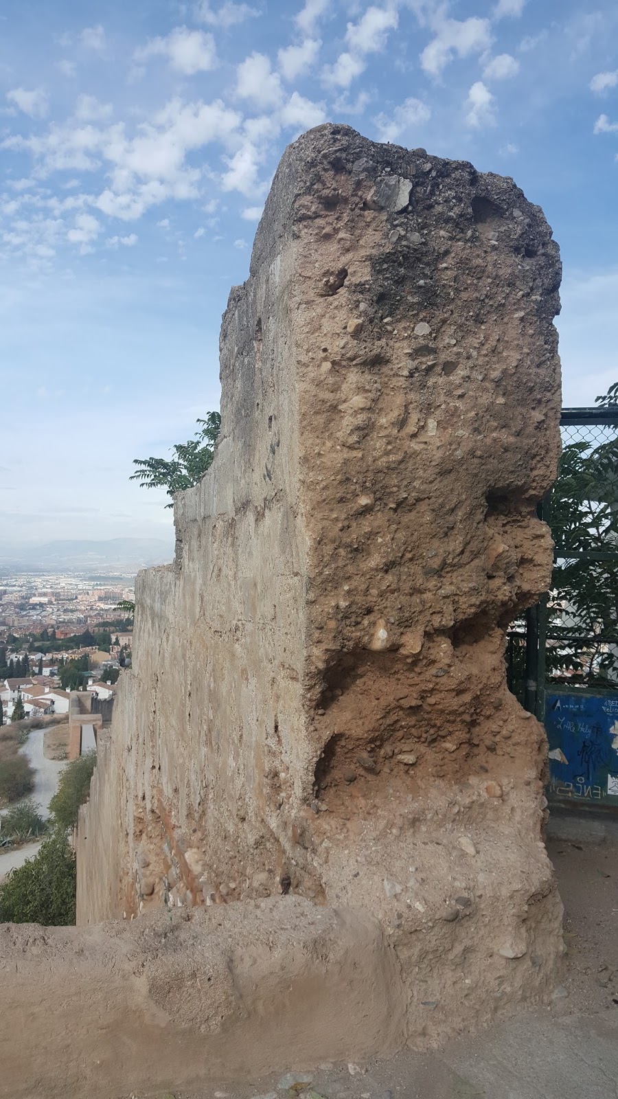 Ermita de San Miguel Alto (Torre del Aceituno o Aceytuno) Ermita de San Miguel Alto (Torre del Aceituno o Aceytuno)