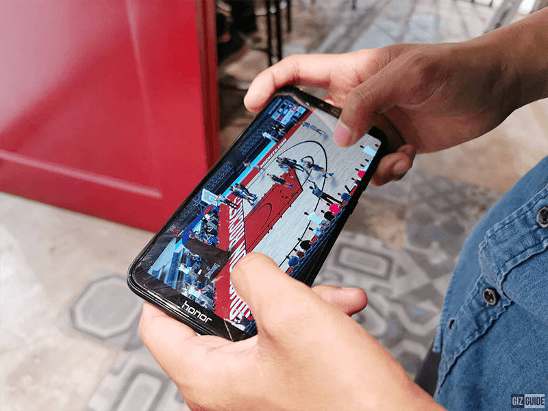 It also offers great performance along with a big battery It also offers great performance along with a big battery