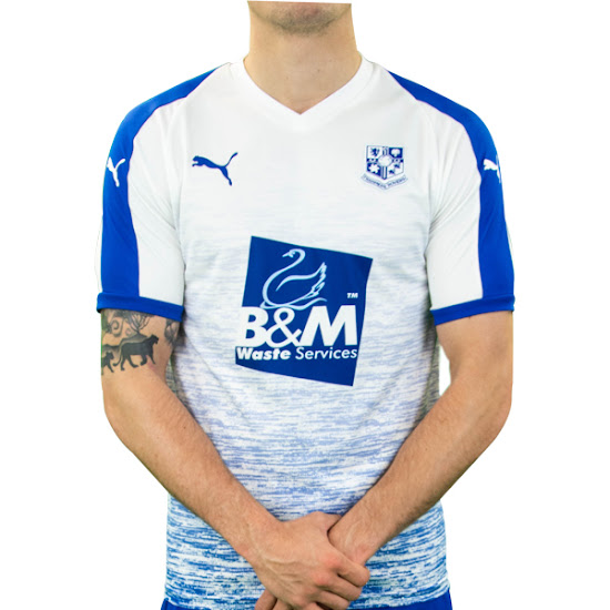 Tranmere-Rovers-18-19-Home-Kit.jpg