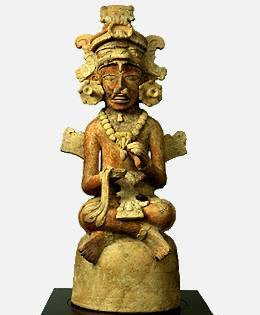 Estatuilla de cerámica maya
