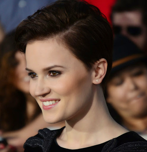  薇若妮卡．羅斯