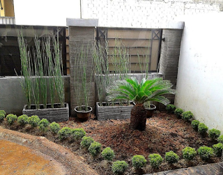49 Desain Taman dan Kolam Untuk Halaman Rumah Minimalis Paving halaman rumah minimalis