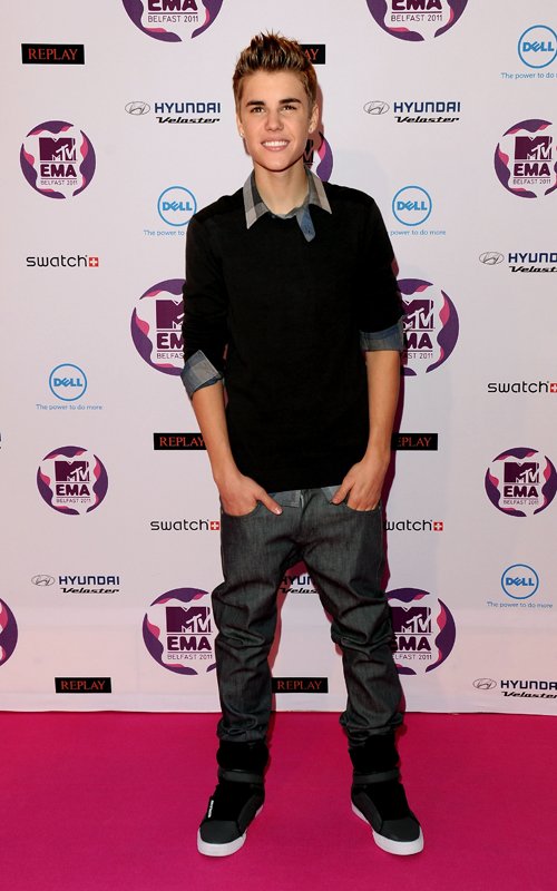 New Music N More MTV Europe Music Awards 2011 Preshow