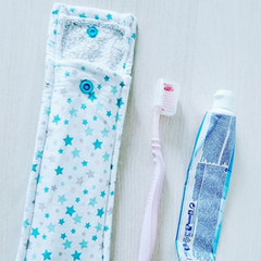 étui de transport pour brosse à dents (création Cousubynath) http://cousubynath.blogspot.fr
