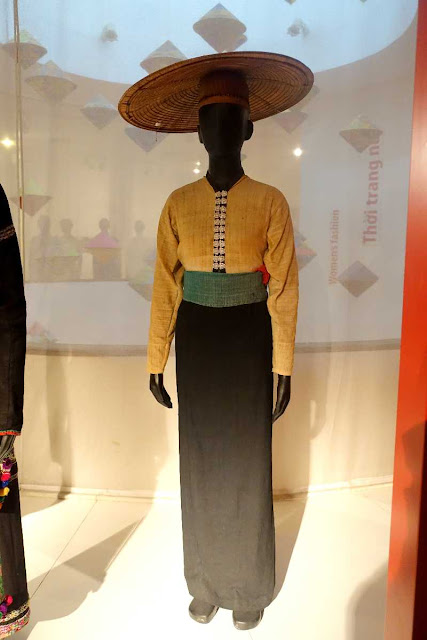 Traditional Thai Dress in Vietnam