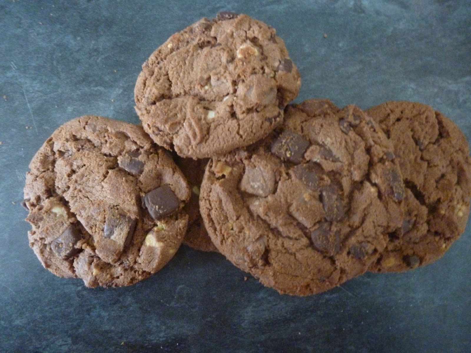 Marks And Spencers 20 AllDouble Belgian Chocolate Chunk Cookies | 2 X 7 Pack | M&S Food Vegetarian | 2 X 225g
