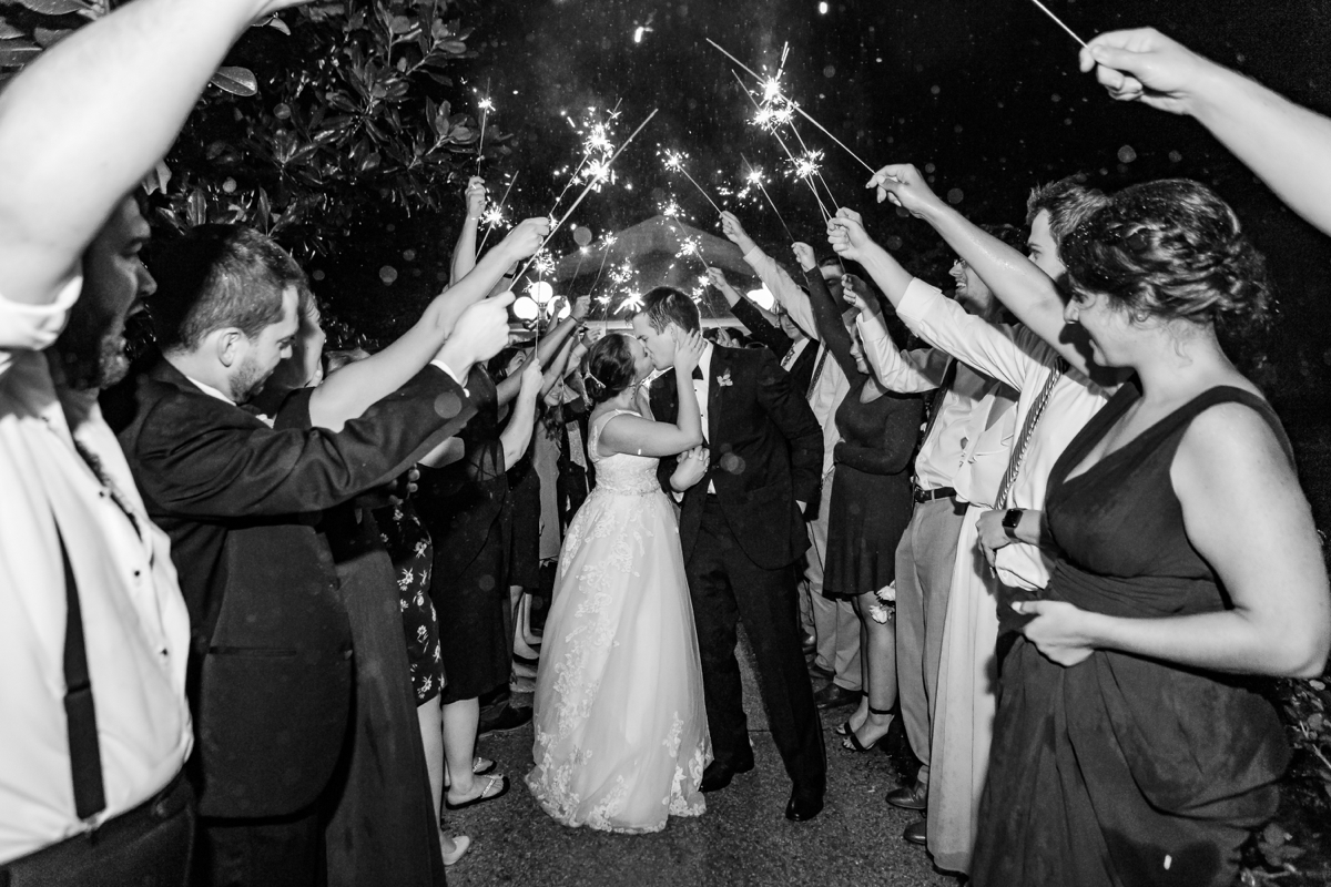 Antrim 1844 Wedding photographed by Maryland Photographer Heather Ryan Photography