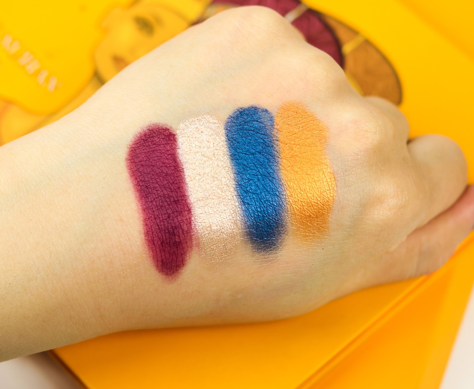 Juvia's Place The Nubian 2 Avis et Swatch