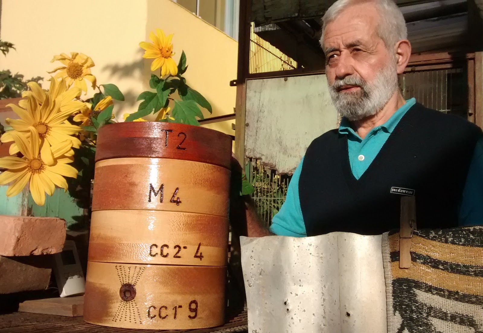O idealizador da Associação Paulista de Apicultores Criadores de Abelhas Melíficas Europeias (Apacame), Sr. Mitsiotis, será um dos palestrantes do curso O idealizador da Associação Paulista de Apicultores Criadores de Abelhas Melíficas Europeias (Apacame), Sr. Mitsiotis, será um dos palestrantes do curso
