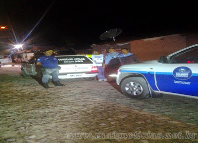 Agentes da SMTT encontram garota que estava perdida em Delmiro Gouveia