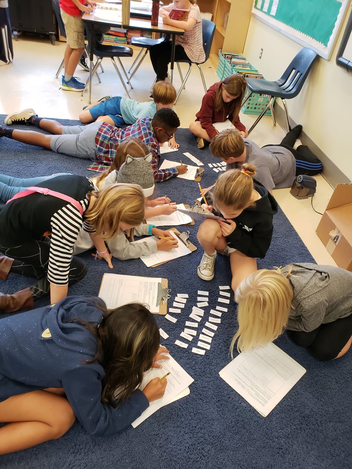 Mrs. Sanders 5th Grade Class Wednesday, October 17th