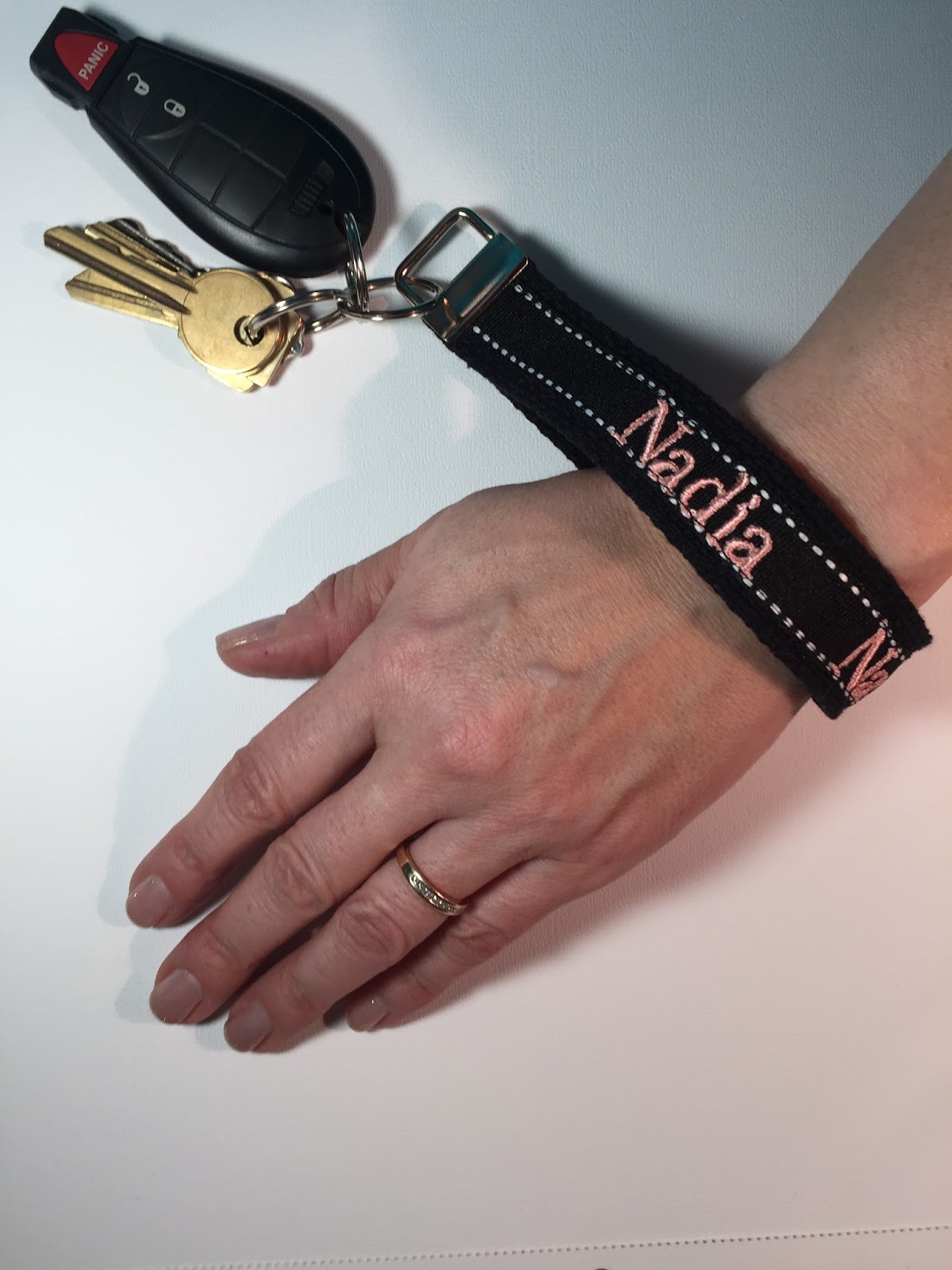 With Glittering Eyes Personalized Wrist Strap Key Fobs