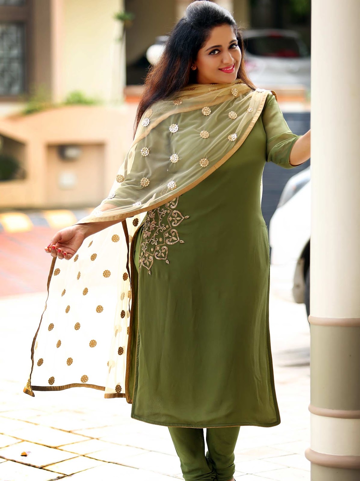 Stunning Pictures of Kavya Madhavan ~ Facts N' Frames-Movies | Music