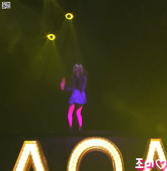 가요대축제 쩌는 설현, 밀리지않는 초아 ㄷㄷ.gif | 인스티즈