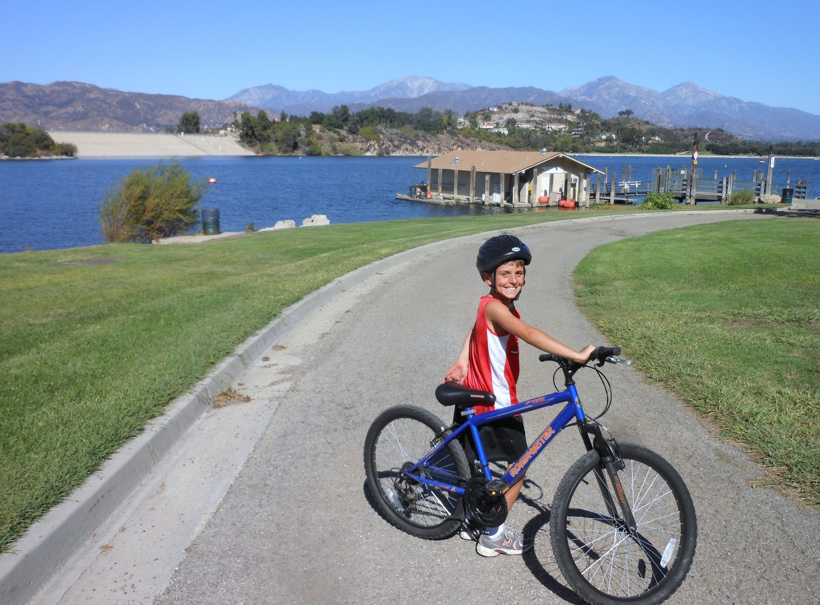 1000 Hikes in 1000 Days Day 698 Puddingstone Lake Frank G. Bonelli