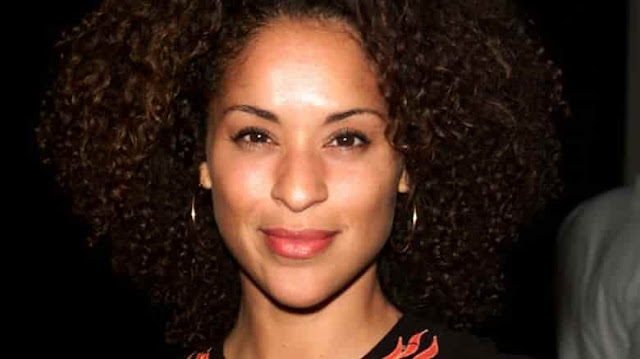 Hilary from Fresh Prince is still turning heads at 52 Hilary from Fresh Prince is still turning heads at 52