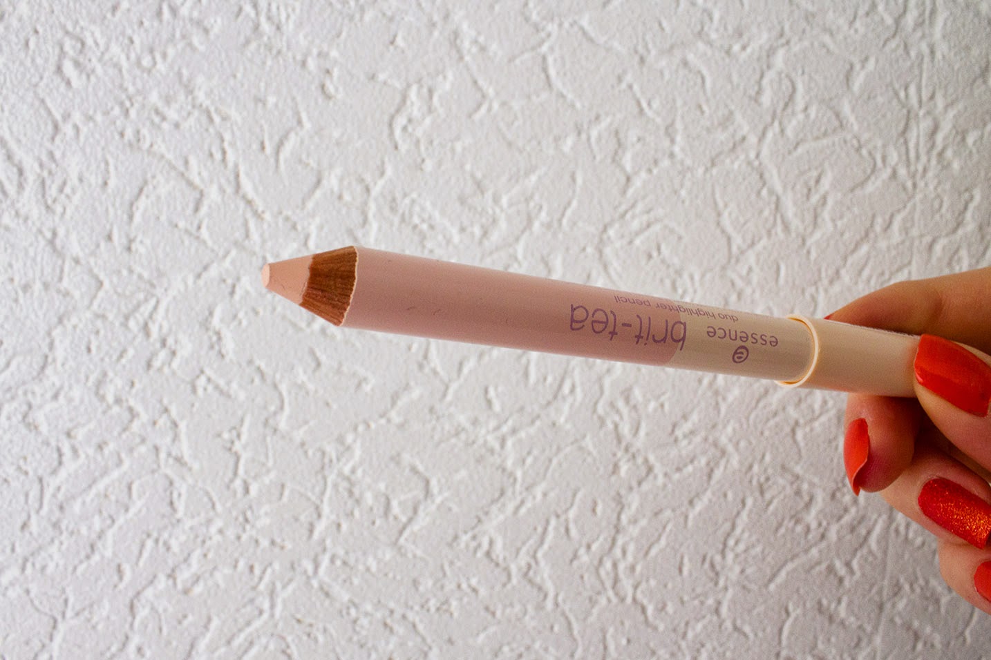 Essence BritTea Duo Highlighter Pencil TwinZ