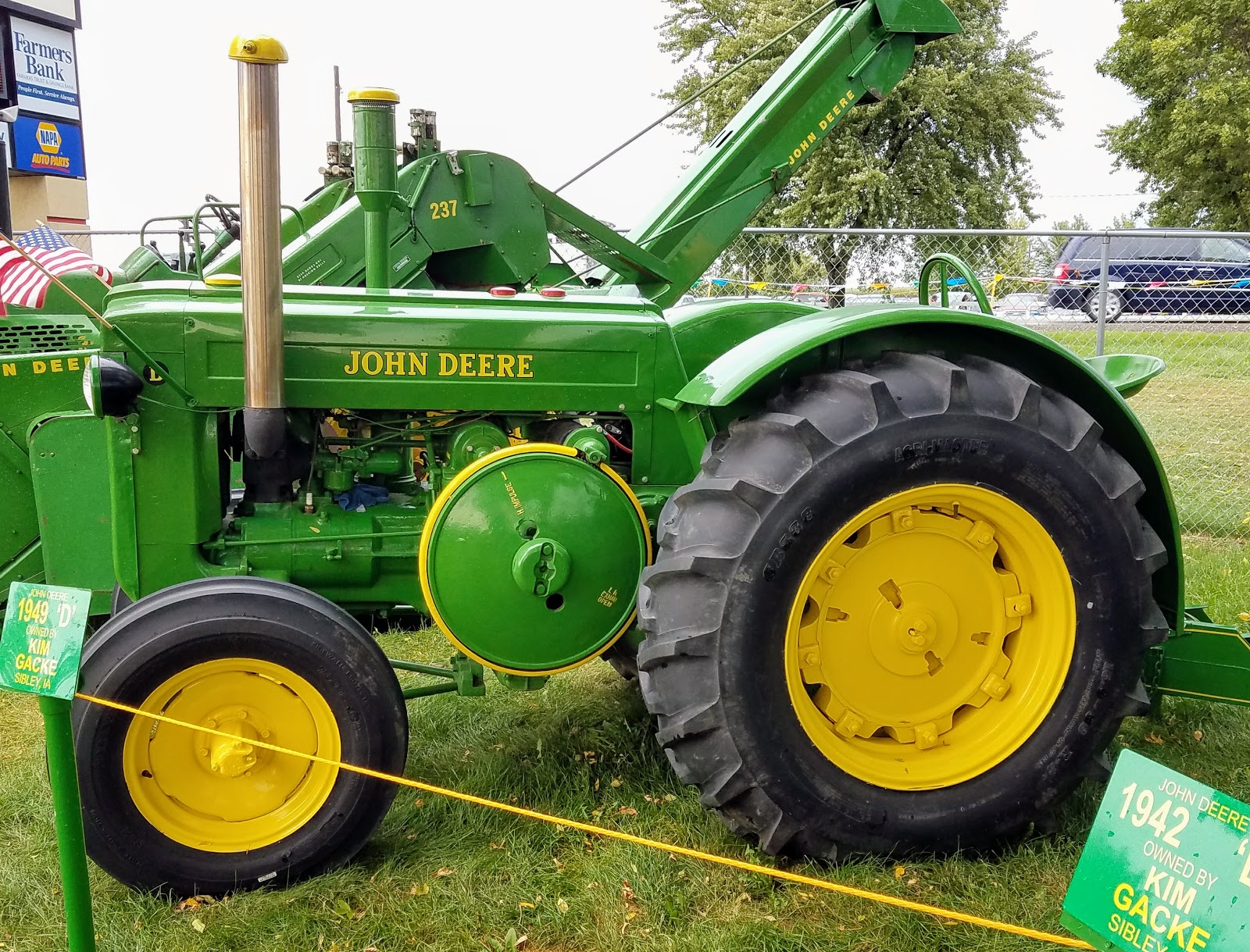 History and Culture by Bicycle Spencer, Iowa 2017 Clay County Fair, 1949 John Deere 'D
