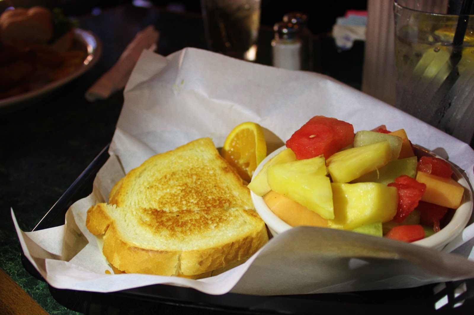 OC FOOD JOURNEY KILLARNEY'S IRISH SPORTS PUB & GRILL