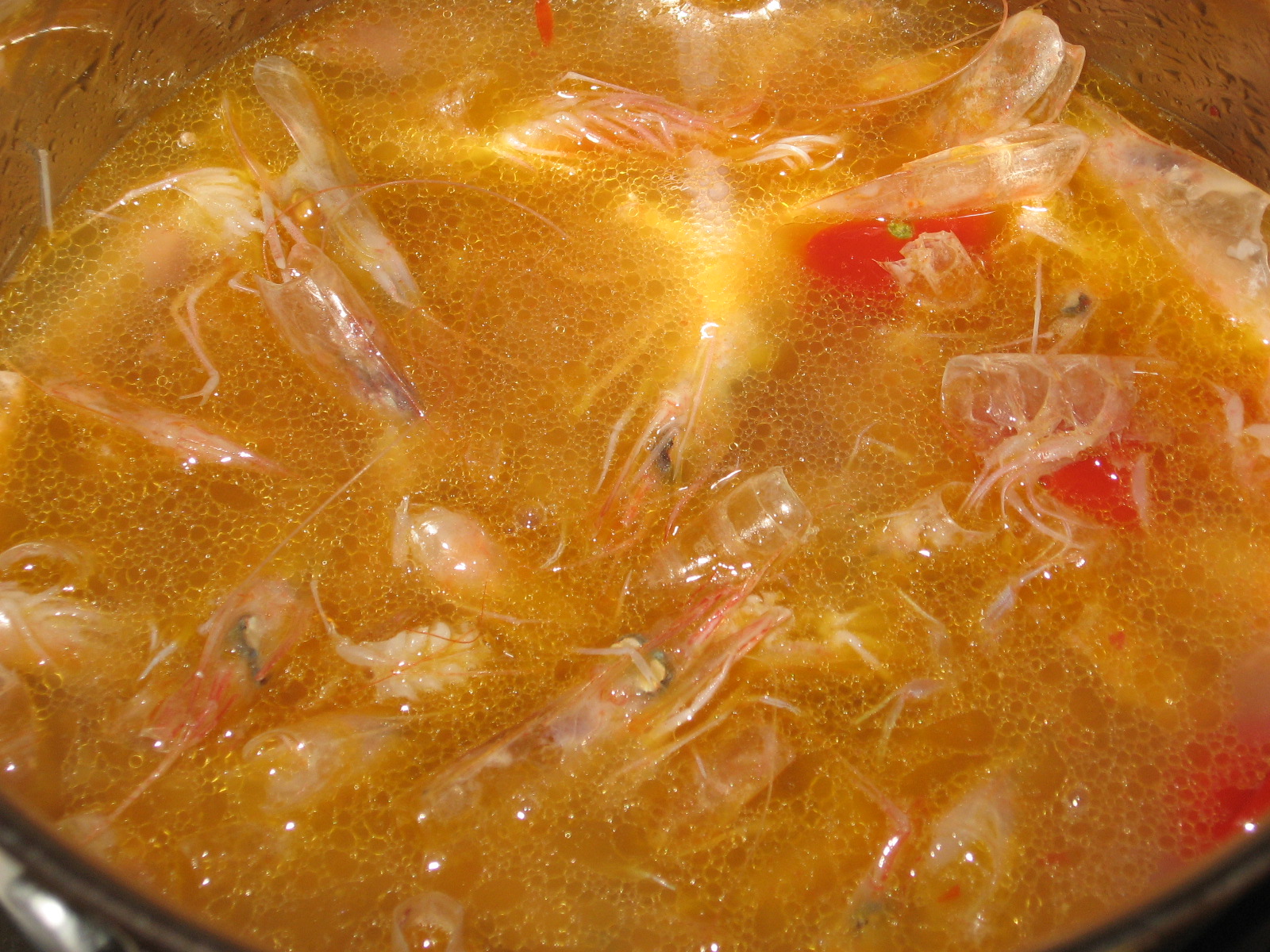 BUSIATE CON PESTO ALLA TRAPANESE E GAMBERI