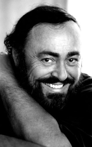 Luciano Pavarotti Foto de Luciano Pavarotti con arrugas