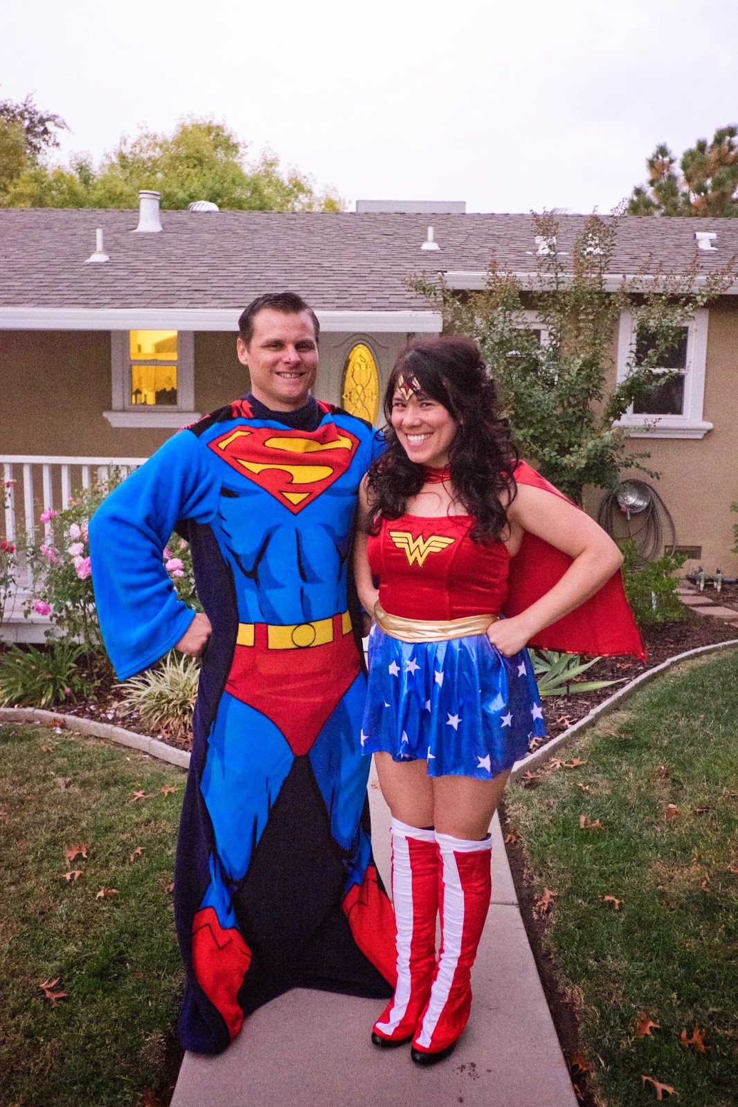 Domestic Fashionista: Superman and Wonder Woman: Couple's Halloween Costume