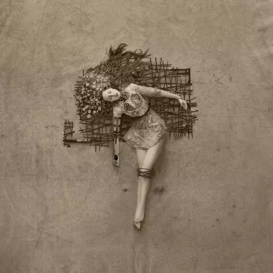 A surreal e emotiva fotografia de Jennifer Thorenson Jennifer Thorenson arte fotografia surreal emotiva narrativas