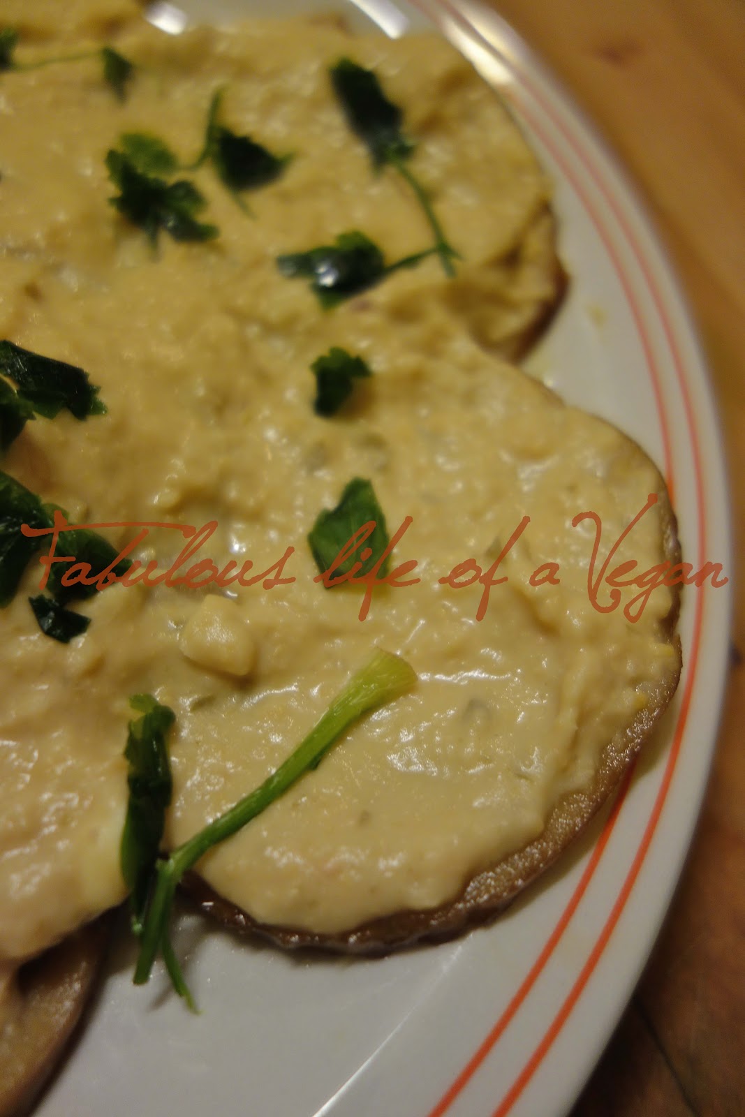 Fabulous life of a Vegan Seitan "tonnato"