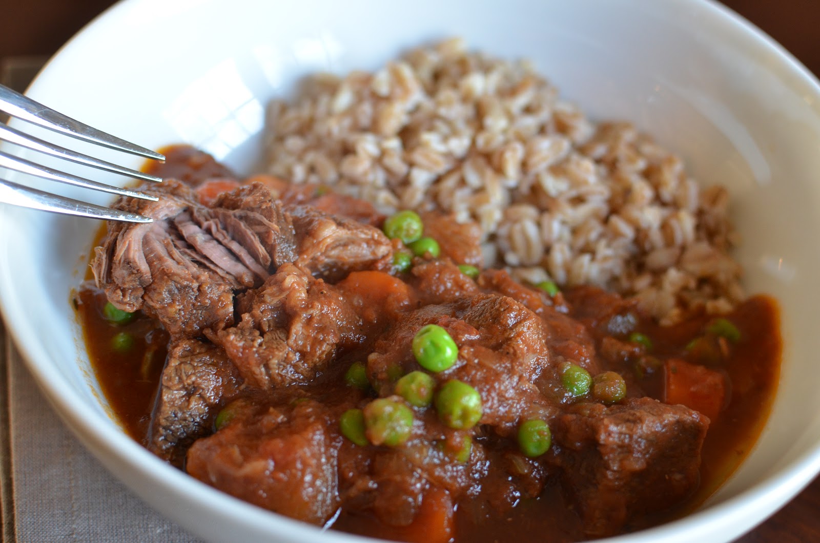 Playing with Flour: Simple slow-cooker beef stew (no meat browning)