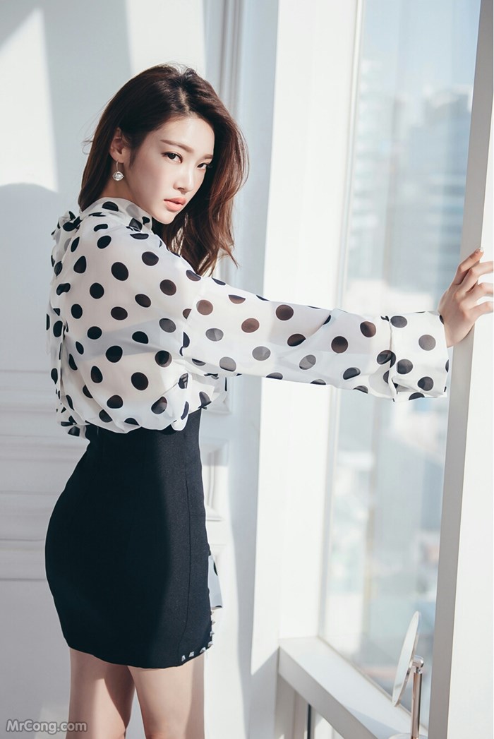 Beautiful Park Jung Yoon in the April 2017 fashion photo album (629 photos) photo 6-12