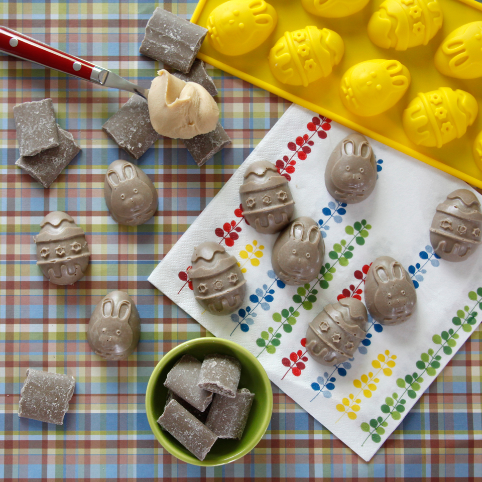 Dalmatian DIY {RECIPE} Homemade Dog Easter Egg Carob Treats