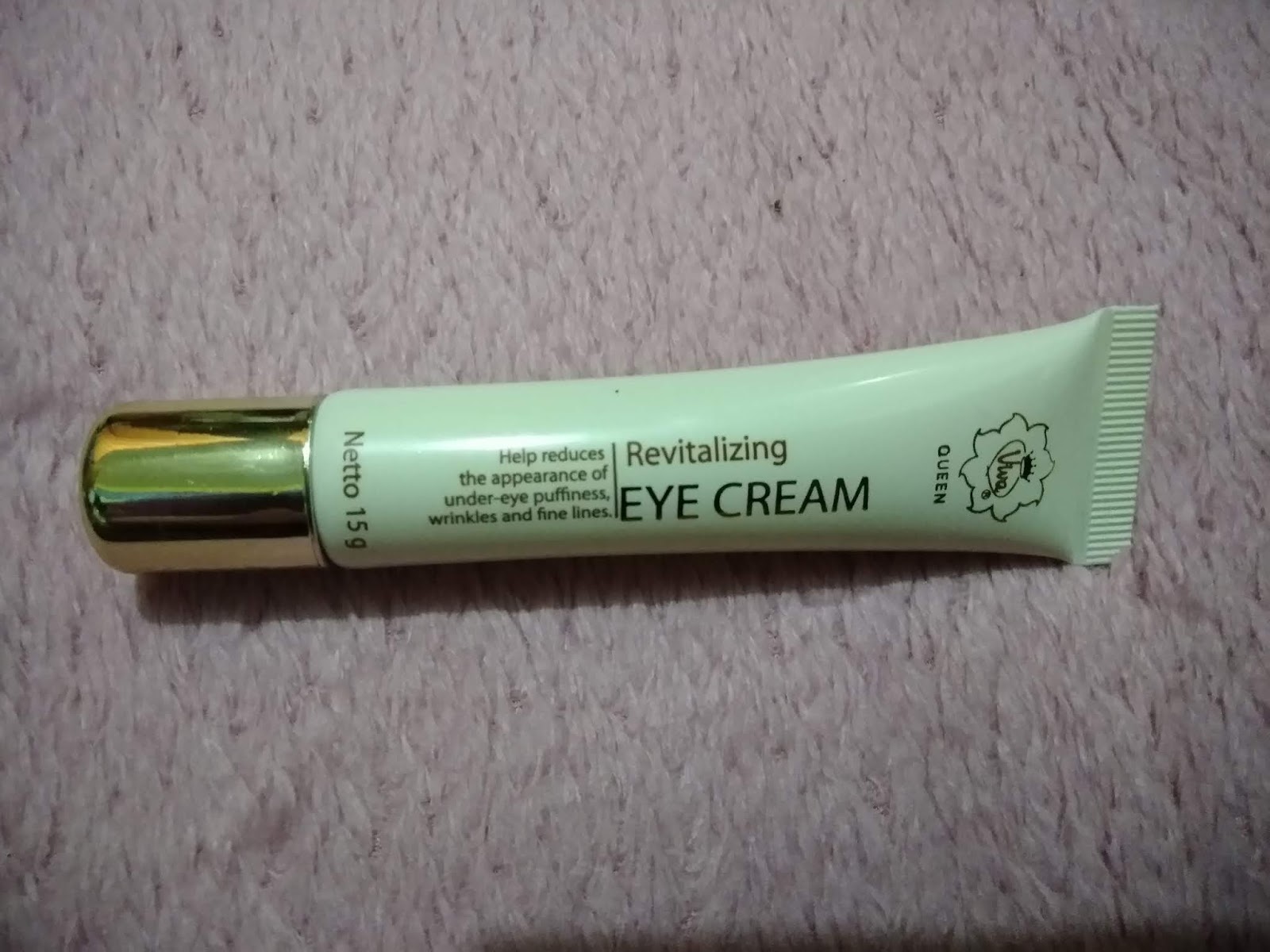 [REVIEW] VIVA REVITALIZING EYE CREAM Hi, to Helga's journal