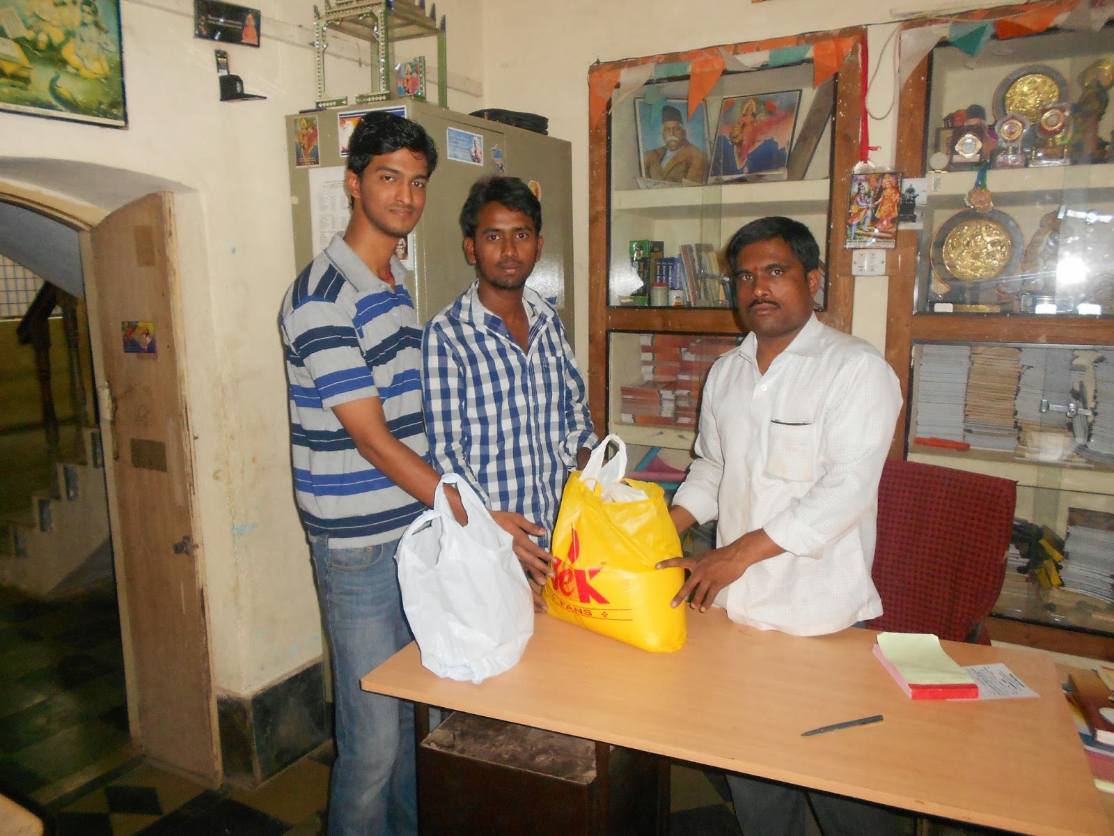 BE A DIFFERENCE SOCIETY RICE DONATIONII