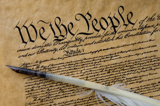 Η δημοσκόπηση που ανατρέπει… το Σύνταγμα