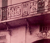 Détail du balcon du 30 quai de Béthune à Paris, photo par Atget en 1908
