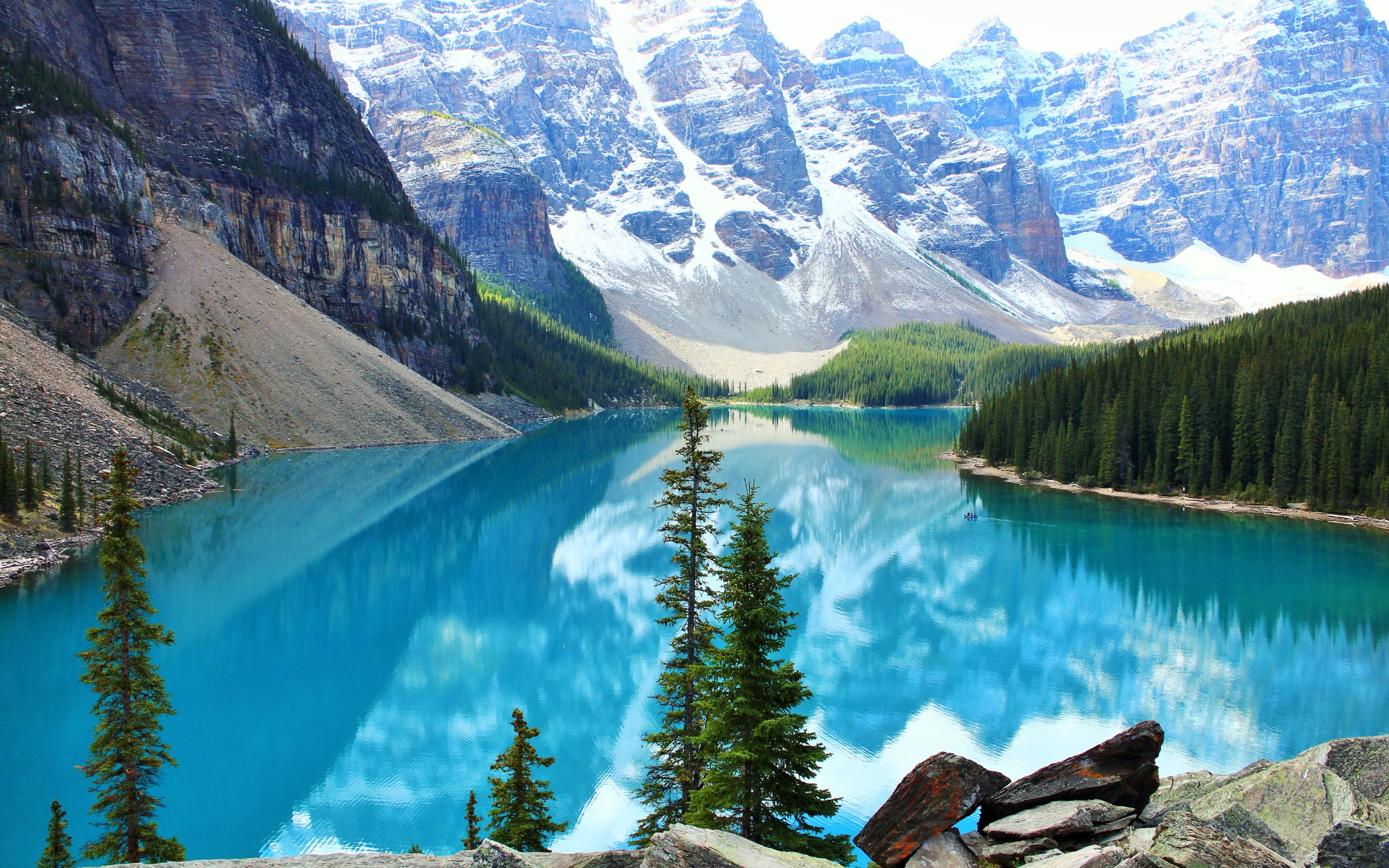 Moraine_Lake_wallpaper.jpg