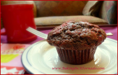 Mocha Breakfast Muffins | www.BakingInATornado.com | #recipe #breakfast