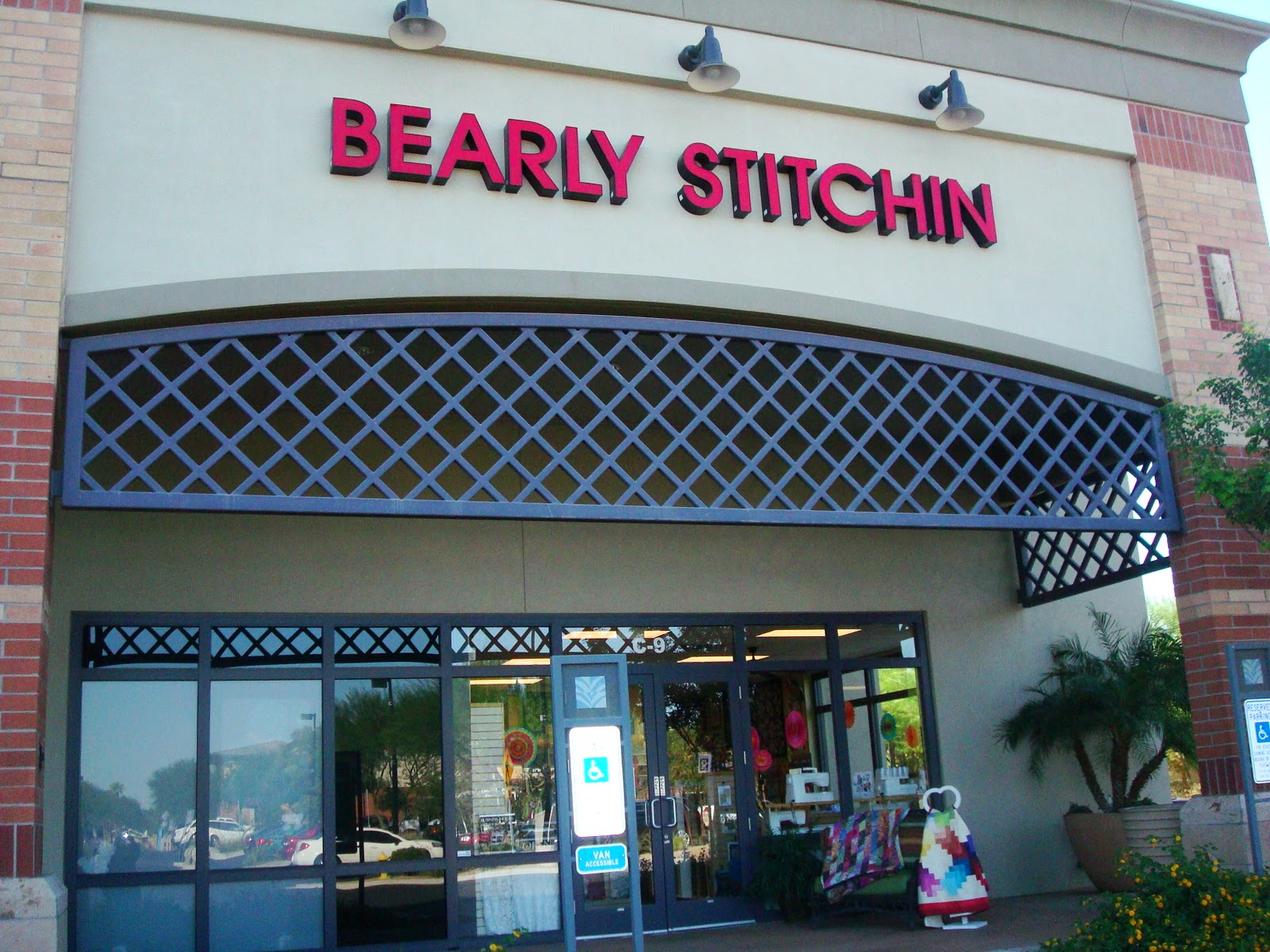 CUSTOM TIES BY MARY PHOENIX AREA QUILT SHOP HOP