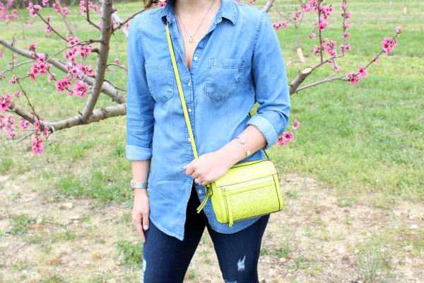 how to style a chambray shirt, mom style, target style