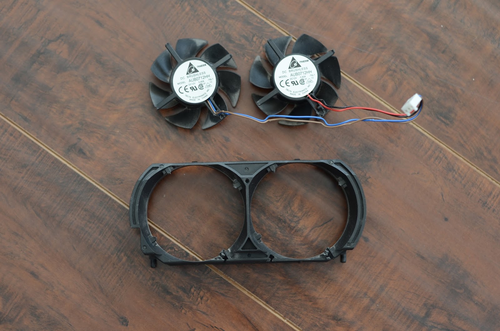 Fishes and Pie Xbox 360 120mm fan mod for quietness