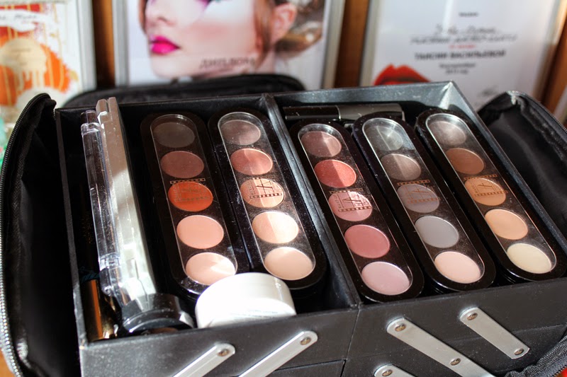 Что в моем кейсе визажиста? Профессиональная косметика для визажистов