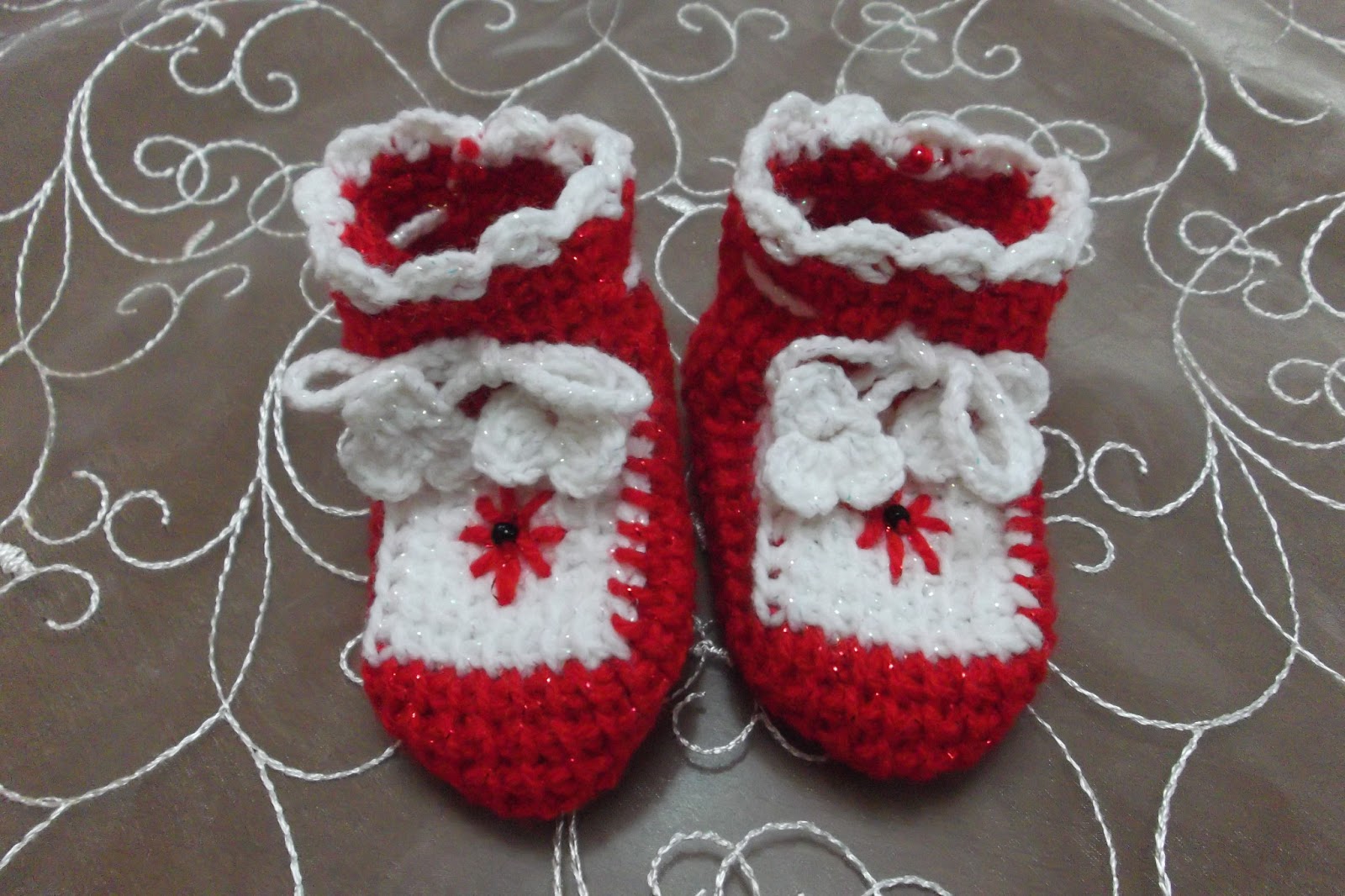 DİLMEN�İN ÖRGÜ BAHÇESİ TUNUS İŞİ RENKLİ BEBEK PATİKLERİ