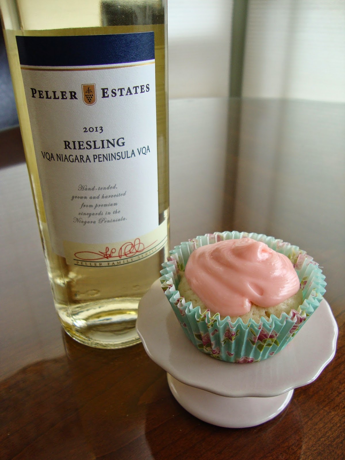 The Winebrary Drunk Desserts White Wine Cupcakes with Riesling