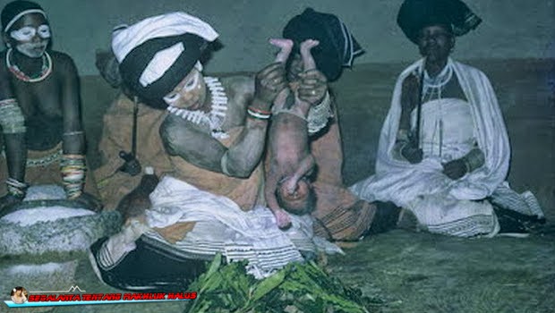 Ritual Mengkorbankan Bayi Paling Sadis di Dunia Ritual Mengkorbankan Bayi Paling Sadis di Dunia