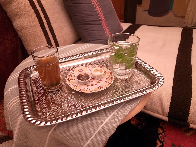 Teatime in hamam