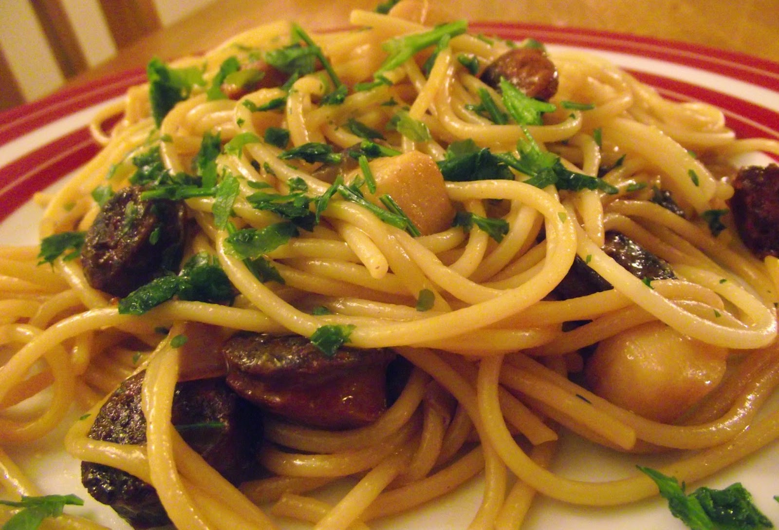 Spaghetti with scallops and chorizo