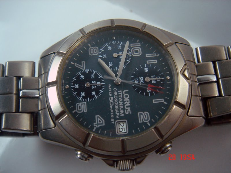 lorus titanium watch rh993hx9